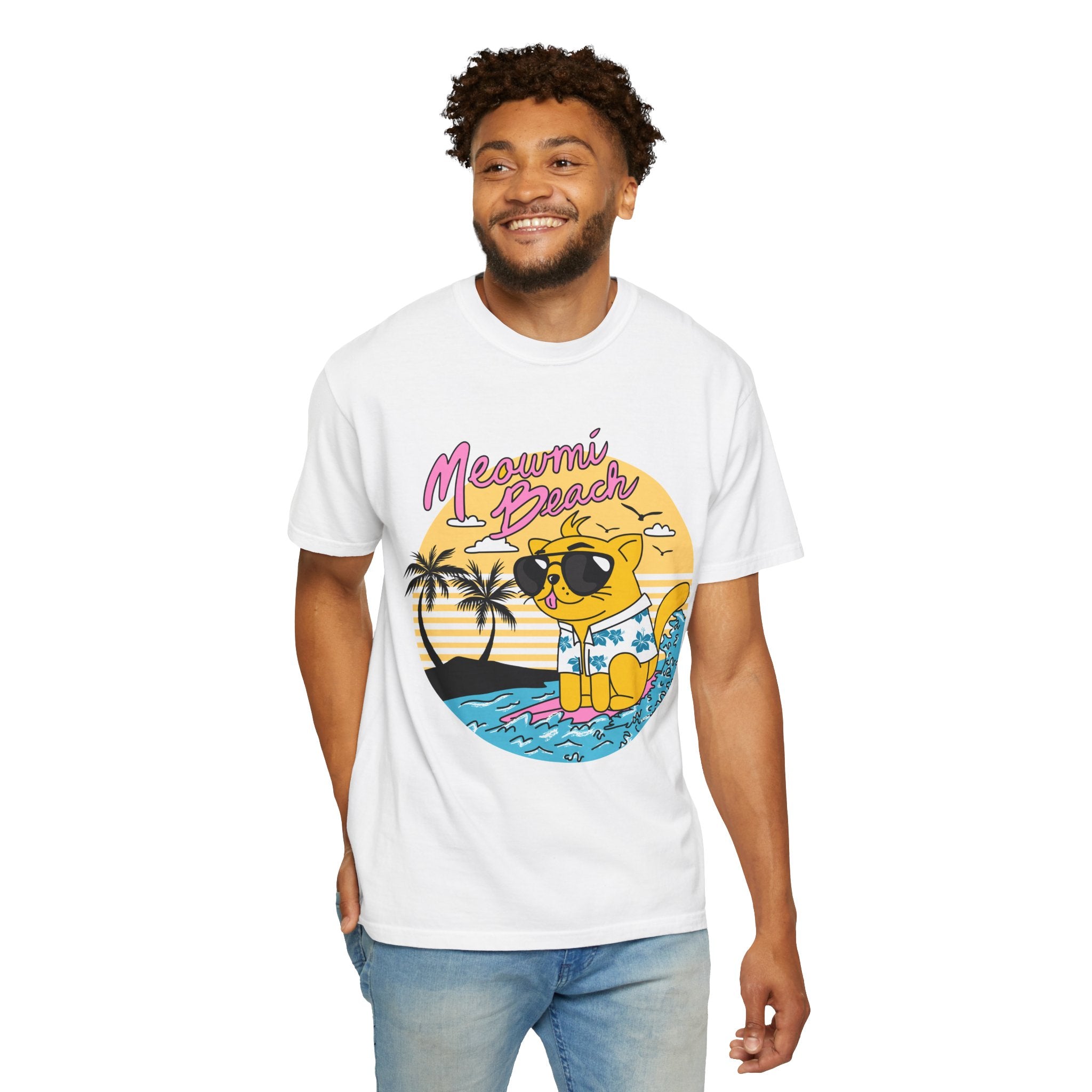 Meowmi Beach cat graphic T-Shirt | Retro summer palm surf design