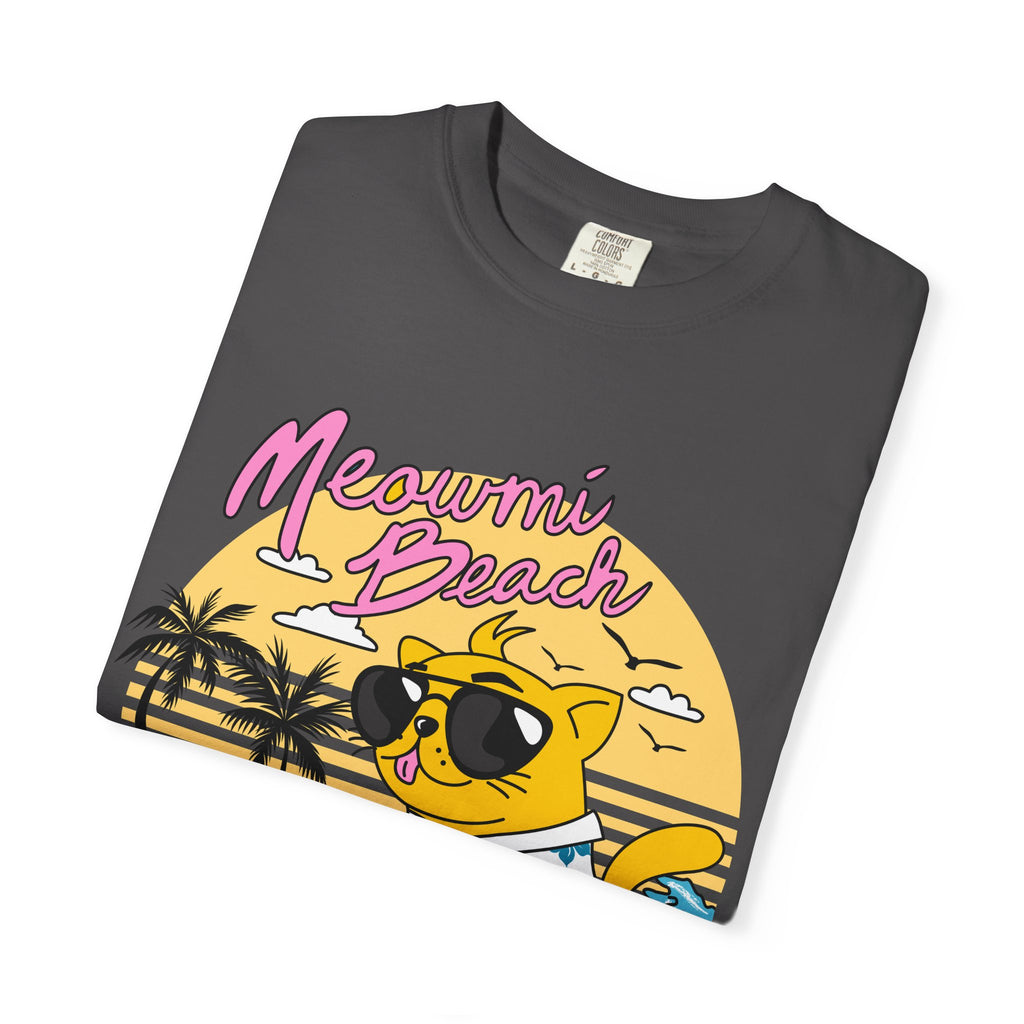 Meowmi Beach cat graphic T-Shirt | Retro summer palm surf design