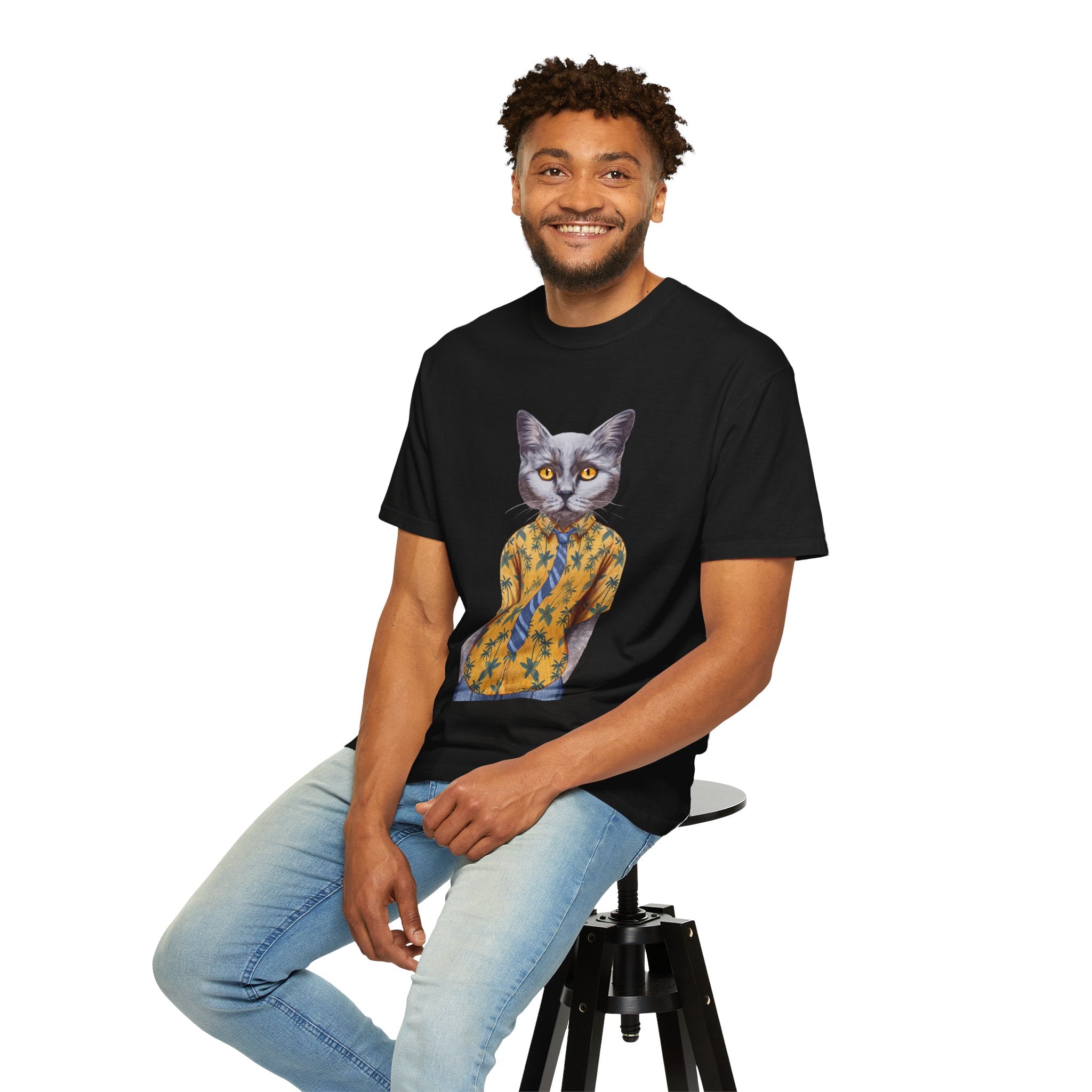 Cat in Hawaiian Shirt T-Shirt | Retro Cat Portrait, Tropical Leaves
