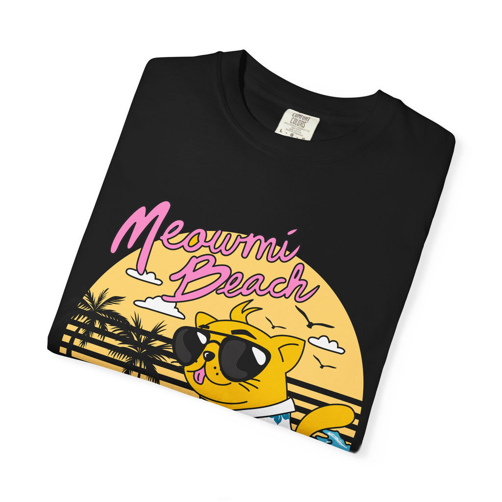 Meowmi Beach cat graphic T-Shirt | Retro summer palm surf design